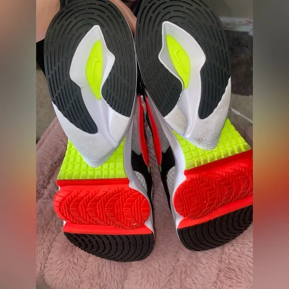 Nike sneakers - Picture 7 of 10